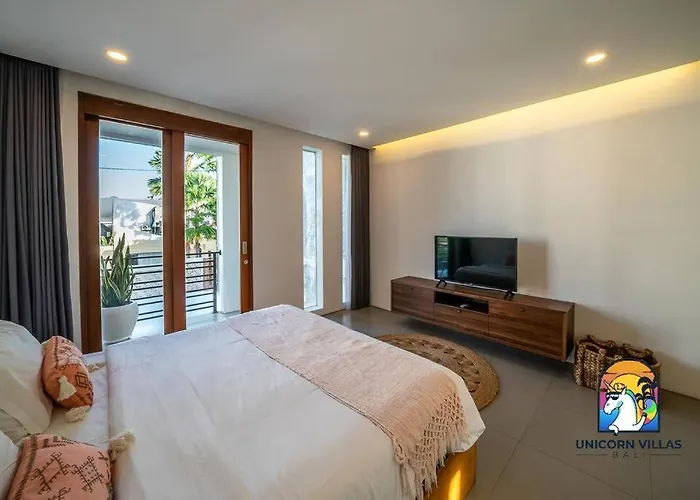 Wabi Sabi - By Unicorn Bali Villa Canggu